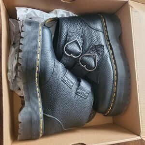 BRAND NEW Devon Heart Doc Martins Platform Leather Boot Size 7 EU 38
